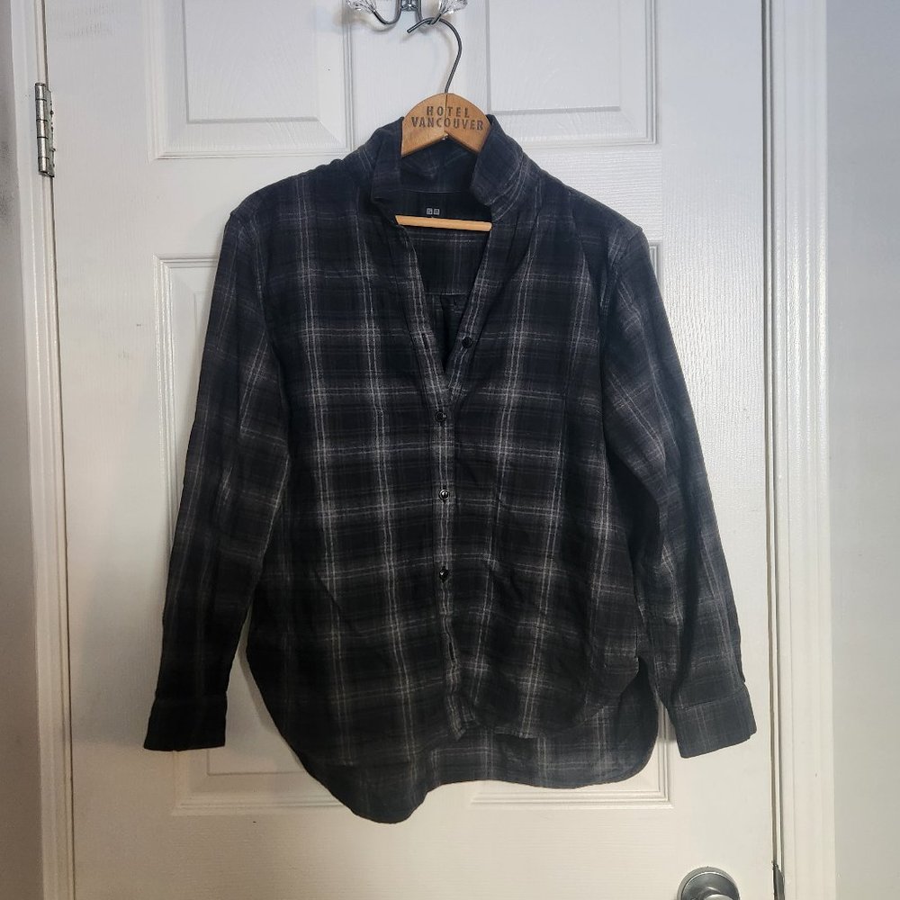 Uniqlo flannel shirt